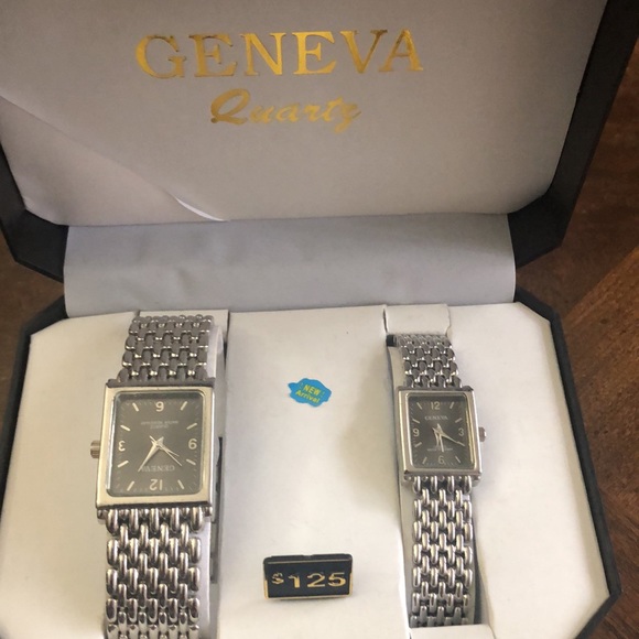 Watch Set - Picture 2 of 2